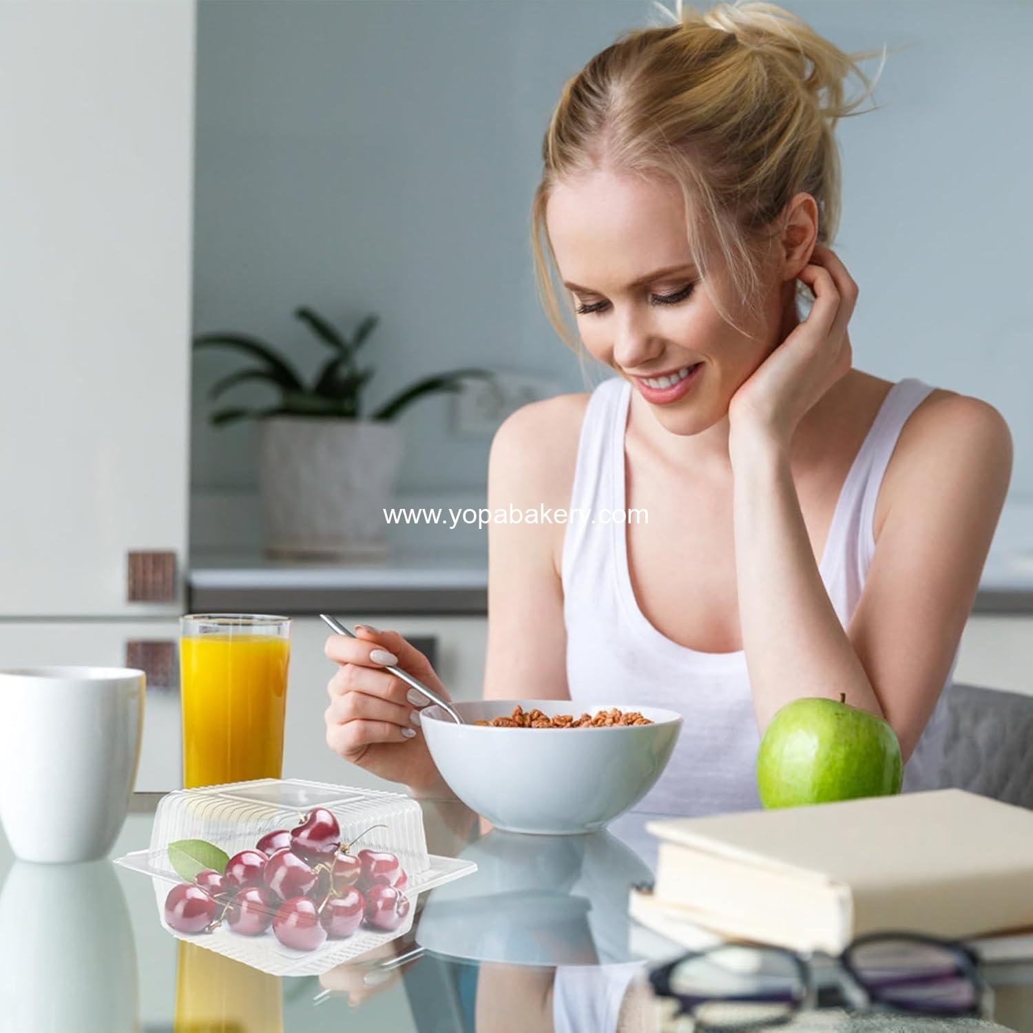 Wholesale Clear Plastic Take Out Containers - 50 Pcs Square Hinged Food Containers with Lids, Disposable Clamshells for Salad, Pasta, Hamburger (5.3 x 4.7 x 2.8 in) - Factory