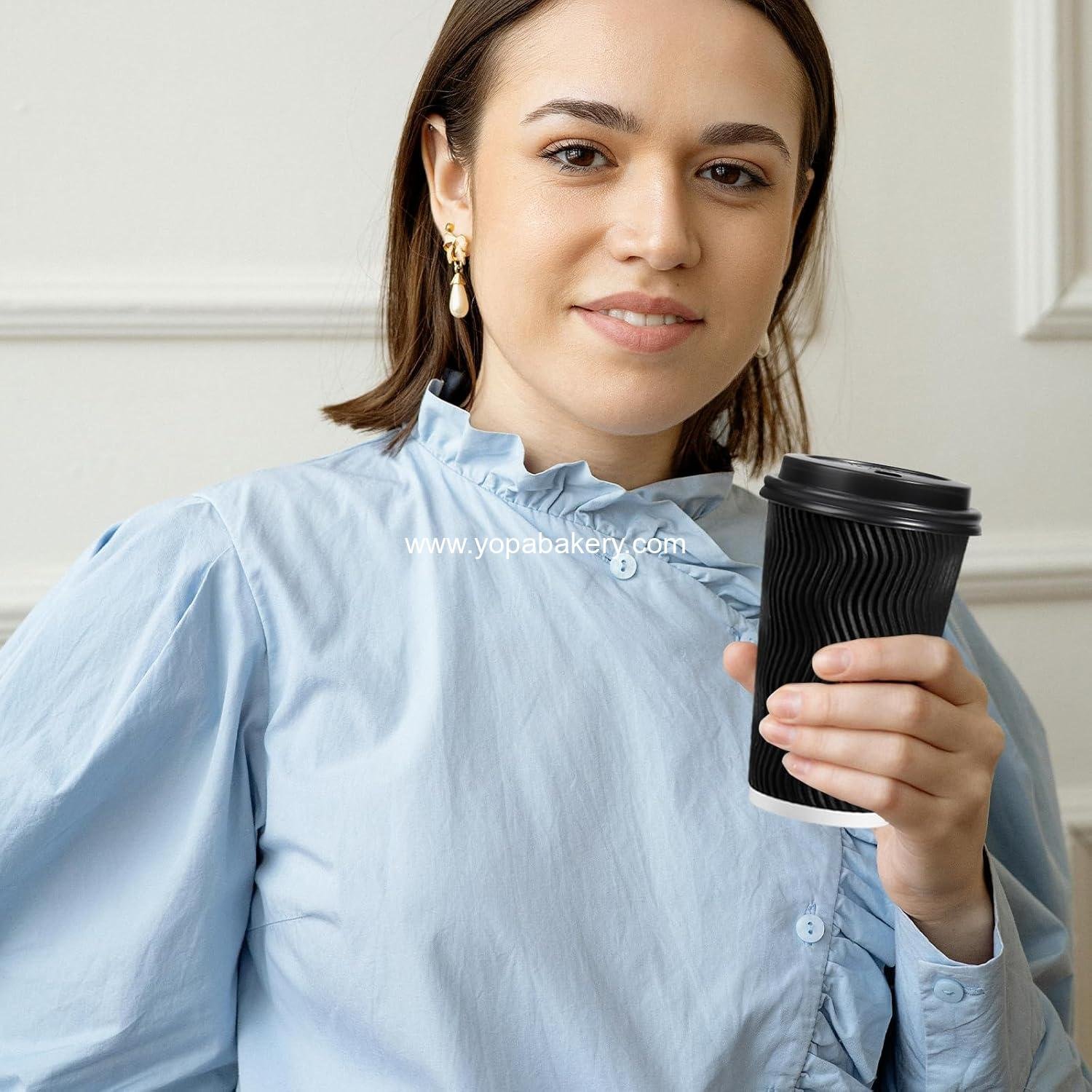 Wholesale 16 oz Insulated Disposable Coffee Cups with Lids, 50 Pack, Corrugated Ripple Wall Hot Drink Paper Cups To Go with Straws, Black - Factory