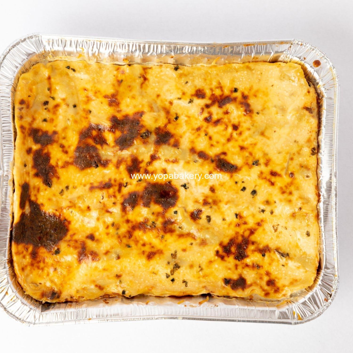 Wholesale 35 Pack 8x8 Square Aluminum Cake Pans with Clear Lids - Disposable Foil Food Containers for Cooking, Heating, Storing, and Prepping - Factory Wholesale 35 Pack 8x8 Square Aluminum Cake Pans with Clear Lids - Disposable Foil Food Containers for Cooking, Heating, Storing, and Prepping - Factory