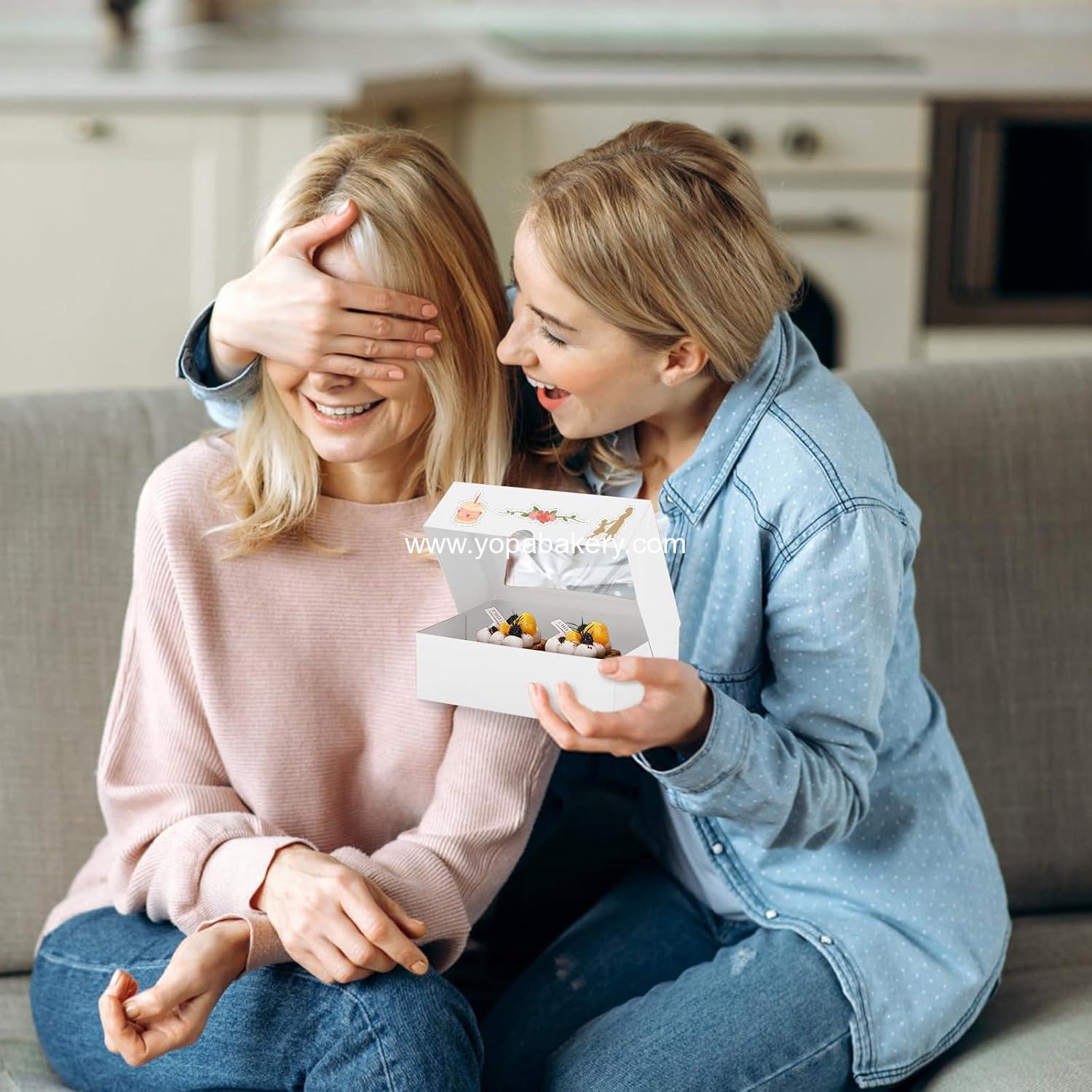 Wholesale Auto Popup Cookie Boxes with Window 8x6x2.5 Inches - 25 pcs - Brown Treat Boxes for Bakery, Donuts, Candy, Pastries, Cupcakes, Biscuits, Chocolate Strawberries Factory Wholesale Auto Popup Cookie Boxes with Window 8x6x2.5 Inches - 25 pcs - Brown Treat Boxes for Bakery, Donuts, Candy, Pastries, Cupcakes, Biscuits, Chocolate Strawberries Factory