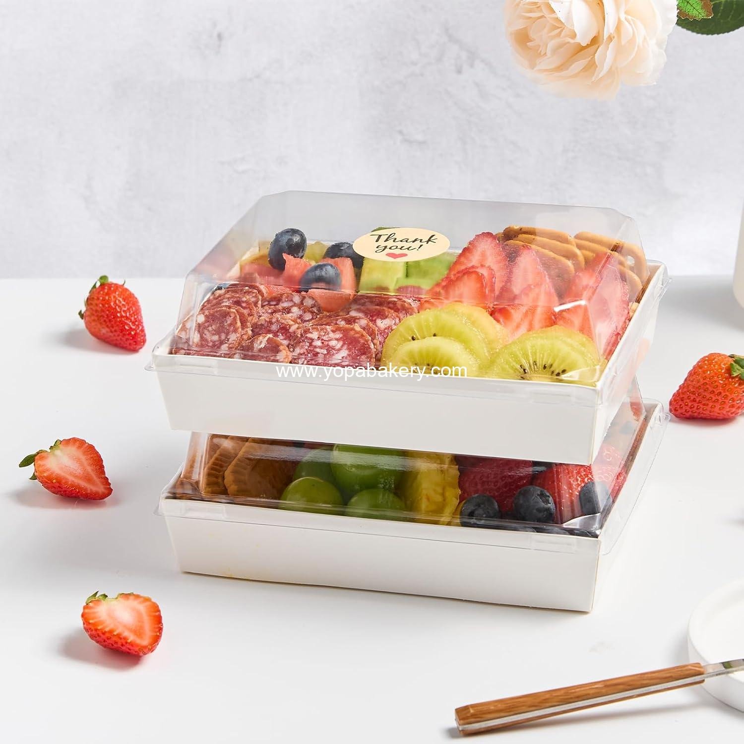 Wholesale 50 Pack Disposable Charcuterie Boxes 7 x 5 Inches with Clear Lids, To Go Food Containers for Pastries, Chocolate Covered Strawberries, Hot Cocoa Bombs (White) Factory