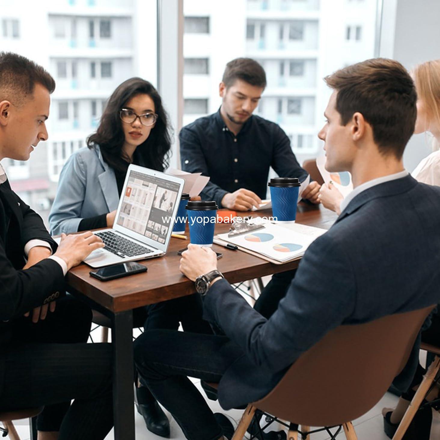 Wholesale 12 OZ Disposable Coffee Cups with Lids, 50 Pack Hot Paper Insulated Corrugated Ripple Wall Cup for To Go Drinks and Beverages Factory