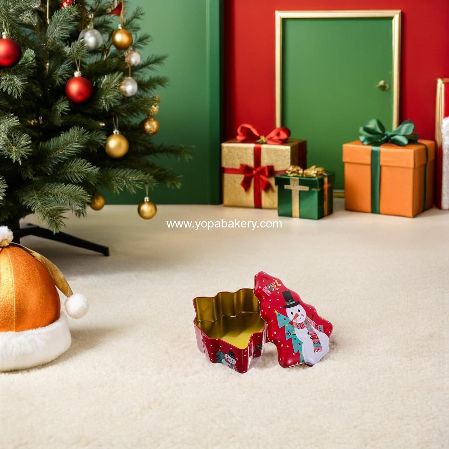 Wholesale Christmas Cookie Tin Candy Box with Lid Christmas Holiday Treats Fillable Iron Container manufacturer