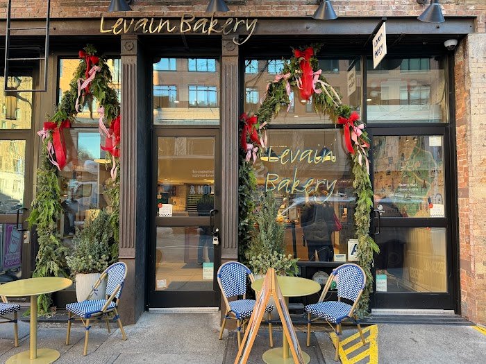 Levain Bakery NYC Review: Gigantic Cookies That Steal the Show!