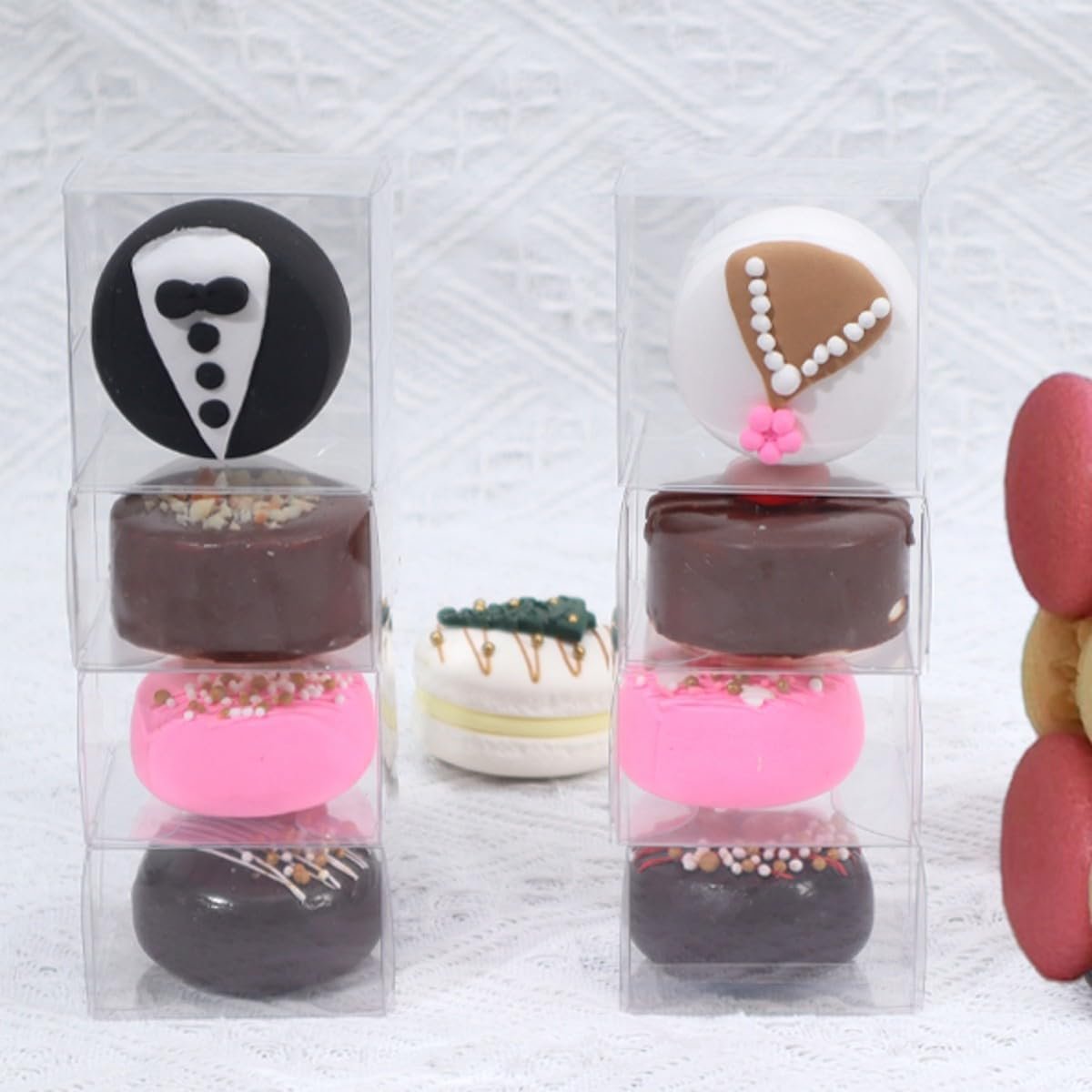Wholesale 50 Pack 2x2x1.2 Inch Clear Plastic Single Macaron Boxes Party Favor Bakery Chocolate Covered Oreo Factory
