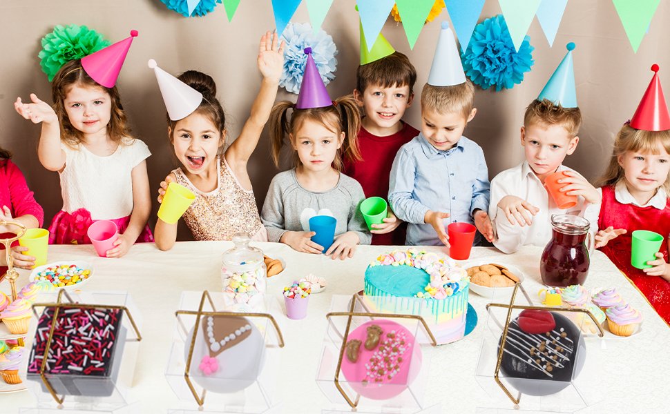 Wholesale 50 Pack 2x2x1.2 Inch Clear Plastic Single Macaron Boxes Party Favor Bakery Chocolate Covered Oreo Factory