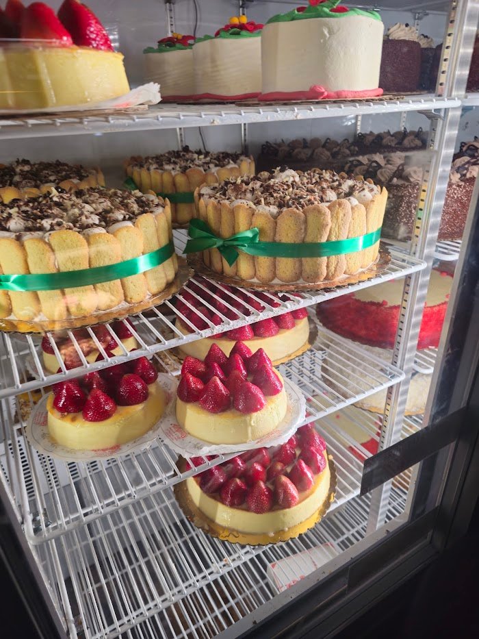Veniero's Pasticceria & Caffe Review: New York's Ultimate Bakery Indulgence Unveiled