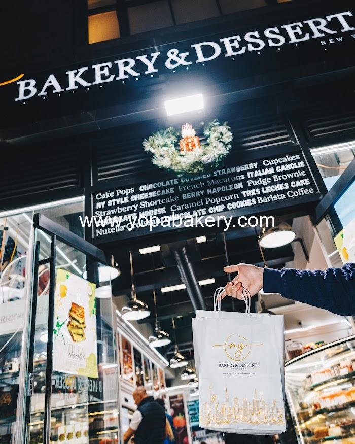 NY Bakery and Desserts Midtown Review: New York's Supreme Bakery Indulgence Revealed