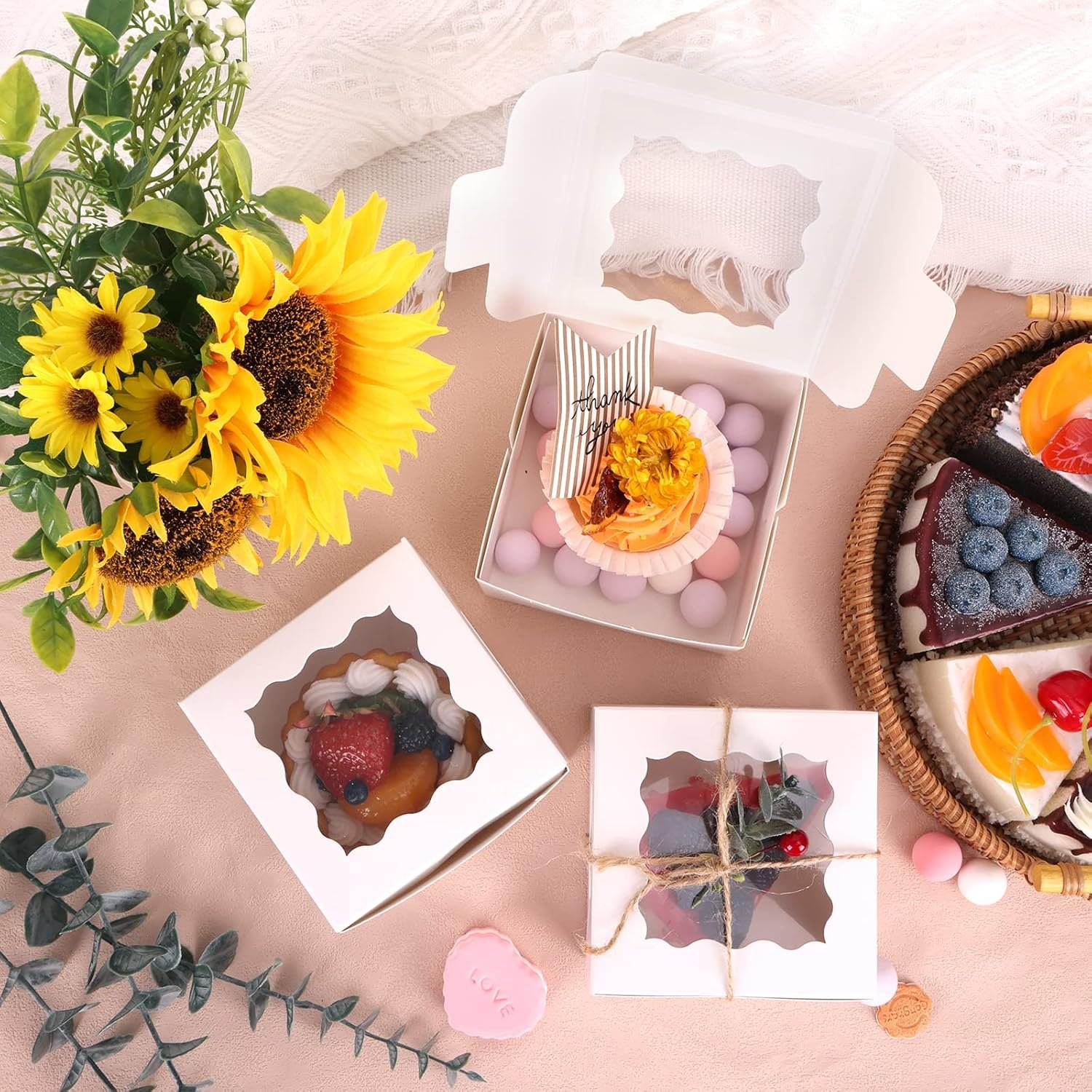 Wholesale 120pcs 4x4x2.5 Inch White Window Bakery Boxes for Cookies Cakes Donuts Treats Candy Factory