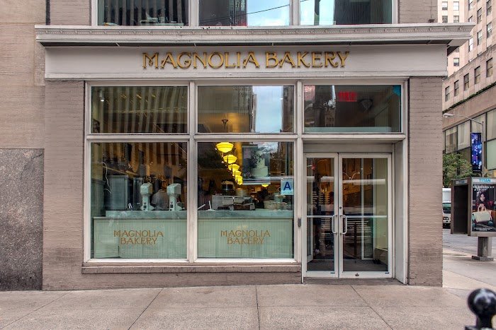 Magnolia Bakery Rockefeller Center Review: New York's Finest Bakery Indulgence Unveiled