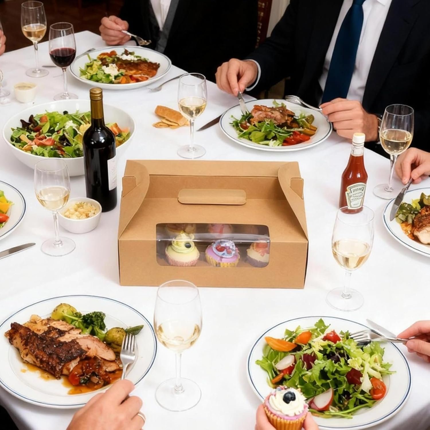 Wholesale Cupcake Boxes with Handle 12 Count 30 Pcs Kraft Portable Muffin Gable Favor Treats for Wedding Birthday Parties Factory