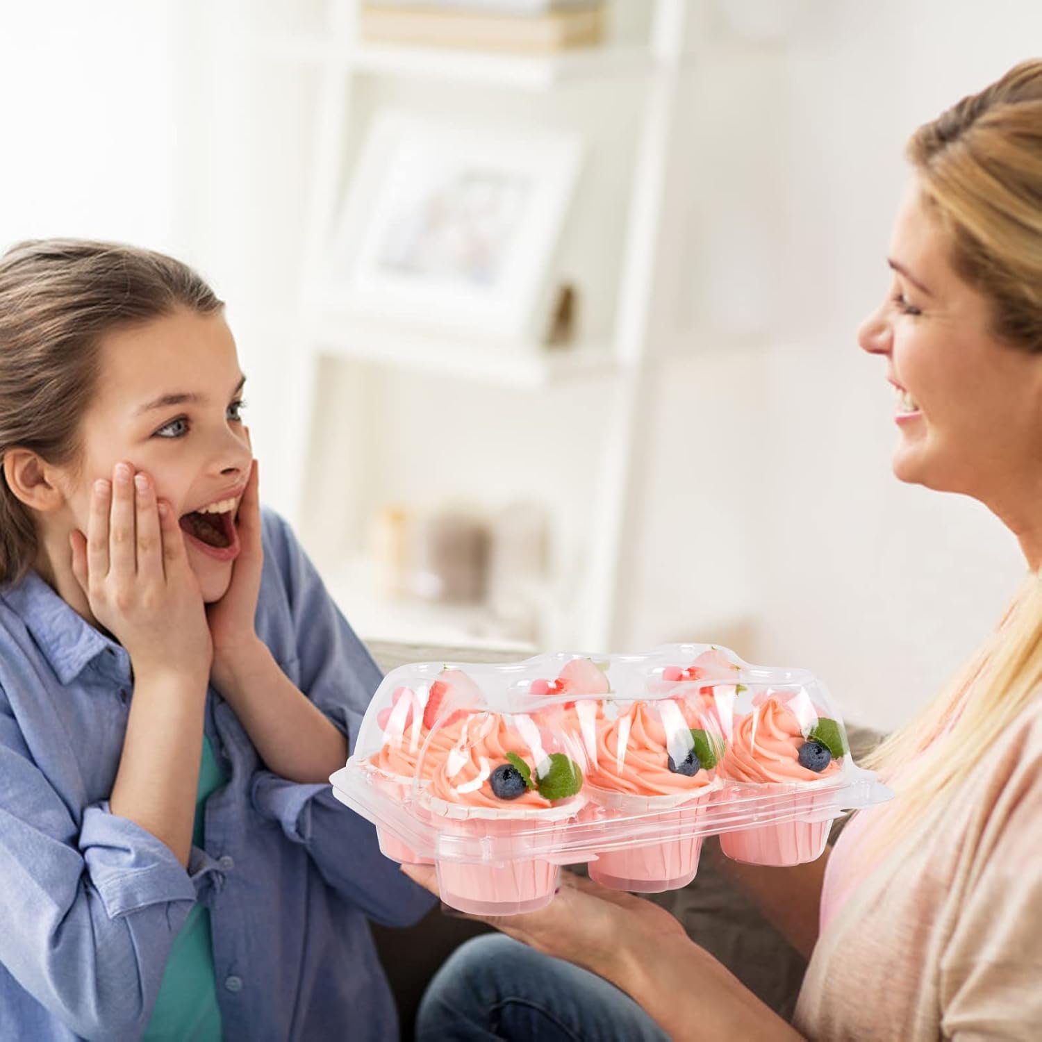 Wholesale Stackable Plastic Cupcake Containers - 6-Count Holders in 30 Sets with 200 Liners, Clear Disposable Boxes and Detachable Dome Lid for Individual Mini Cakes Factory