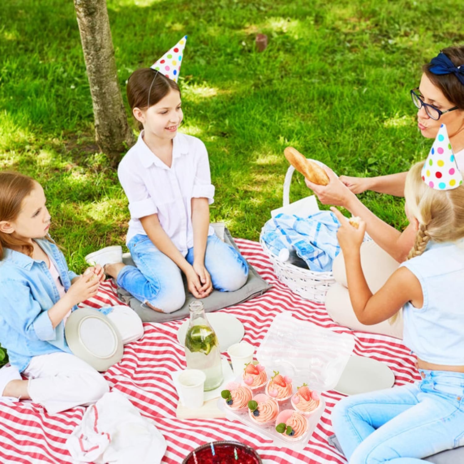 Wholesale Stackable Plastic Cupcake Containers - 6-Count Holders in 30 Sets with 200 Liners, Clear Disposable Boxes and Detachable Dome Lid for Individual Mini Cakes Factory