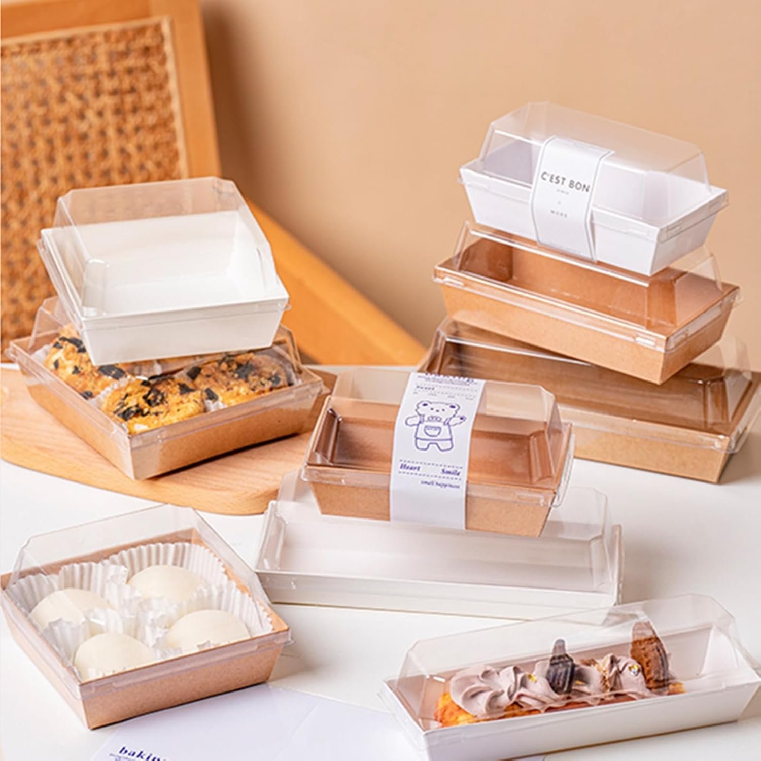 Wholesale 100 Pack Charcuterie Boxes with Clear Lids Disposable Kraft Dessert Containers Twine Stickers for Sandwiches Snacks Cakes Weddings Strawberries 5x5x2.6 Inch Factory