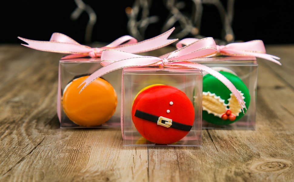 Wholesale 50 Pack Bulk 2x2x2 Inch Clear Small Gift Boxes for Macarons Chocolate Bombs Birthdays Weddings Party Favors Factory