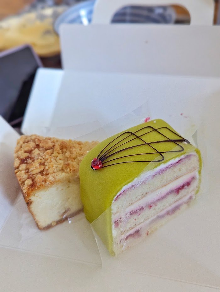 Schubert's Bakery Review: San Francisco's Clement St Sensation Exposed