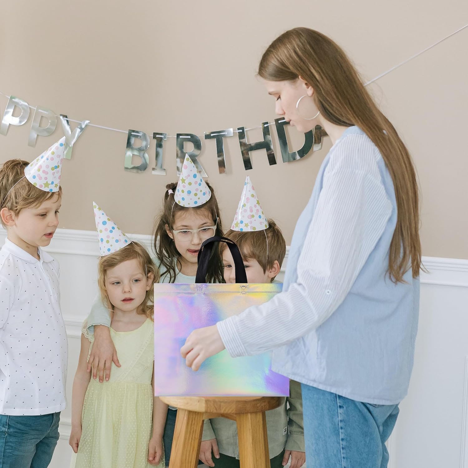 Wholesale 25 Pcs Iridescent Glossy Reusable Gift Bags with Handles and Sturdy Bases 12.6x4.7x11 Inches for Holiday Party Birthdays Weddings Christmas Thanksgiving Factory