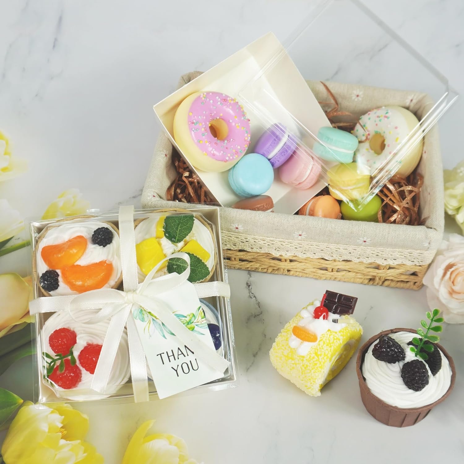 Wholesale 50PCS Charcuterie Boxes Clear Lids 5.3x5x2.5 Inch Paper Bakery Food Containers for Desserts Sandwiches Cookies Cake Slices Strawberries Factory