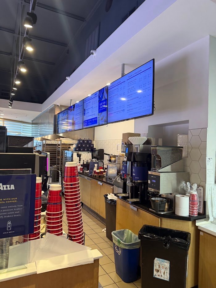 What’s the Buzz About Paris Baguette at 550 Market St? San Francisco Bakery Review What’s the Buzz About Paris Baguette at 550 Market St? San Francisco Bakery Review