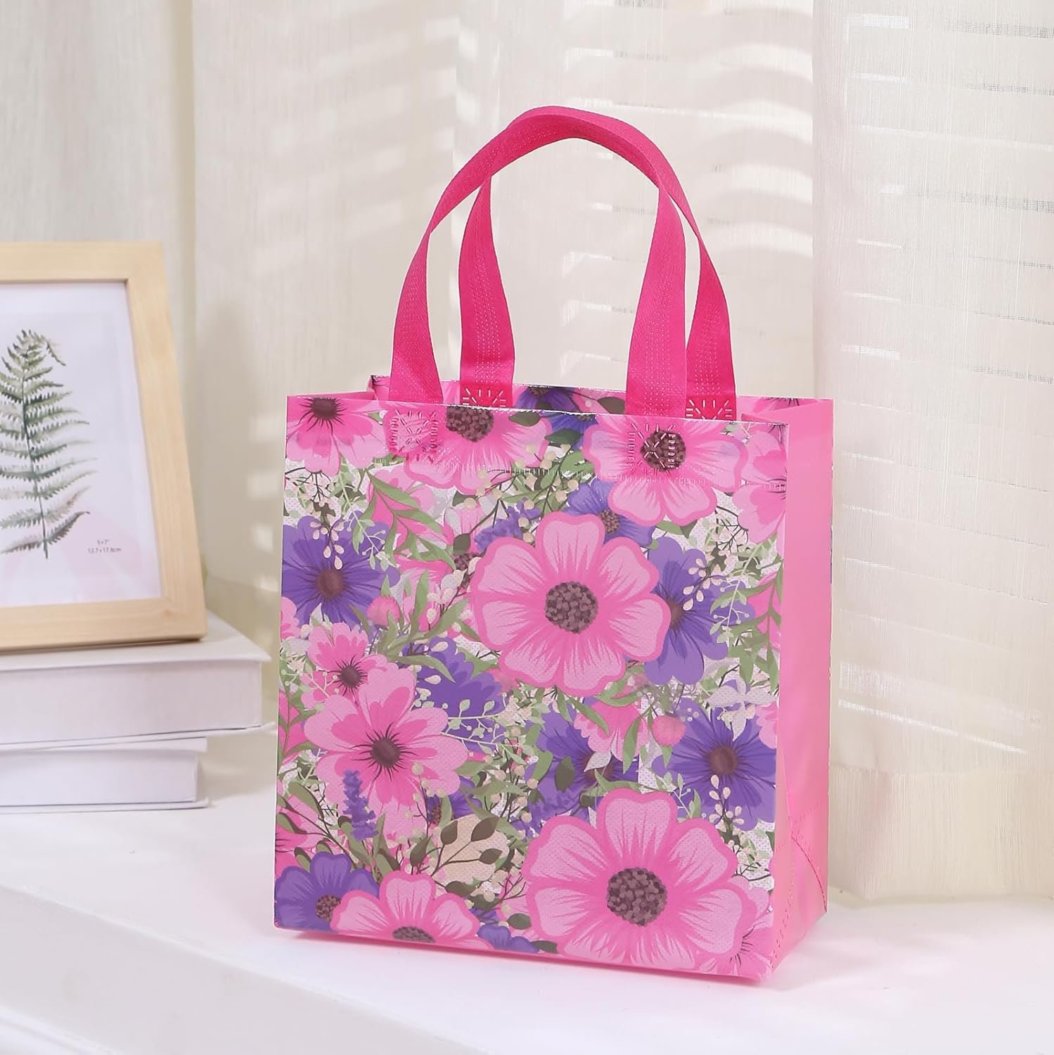 Wholesale 12pcs Flower Pattern Non Woven Reusable Shopping Bags with Handles for Kids Adults Birthday Mothers Day Baby Shower Wedding Thank You Gifts Factory