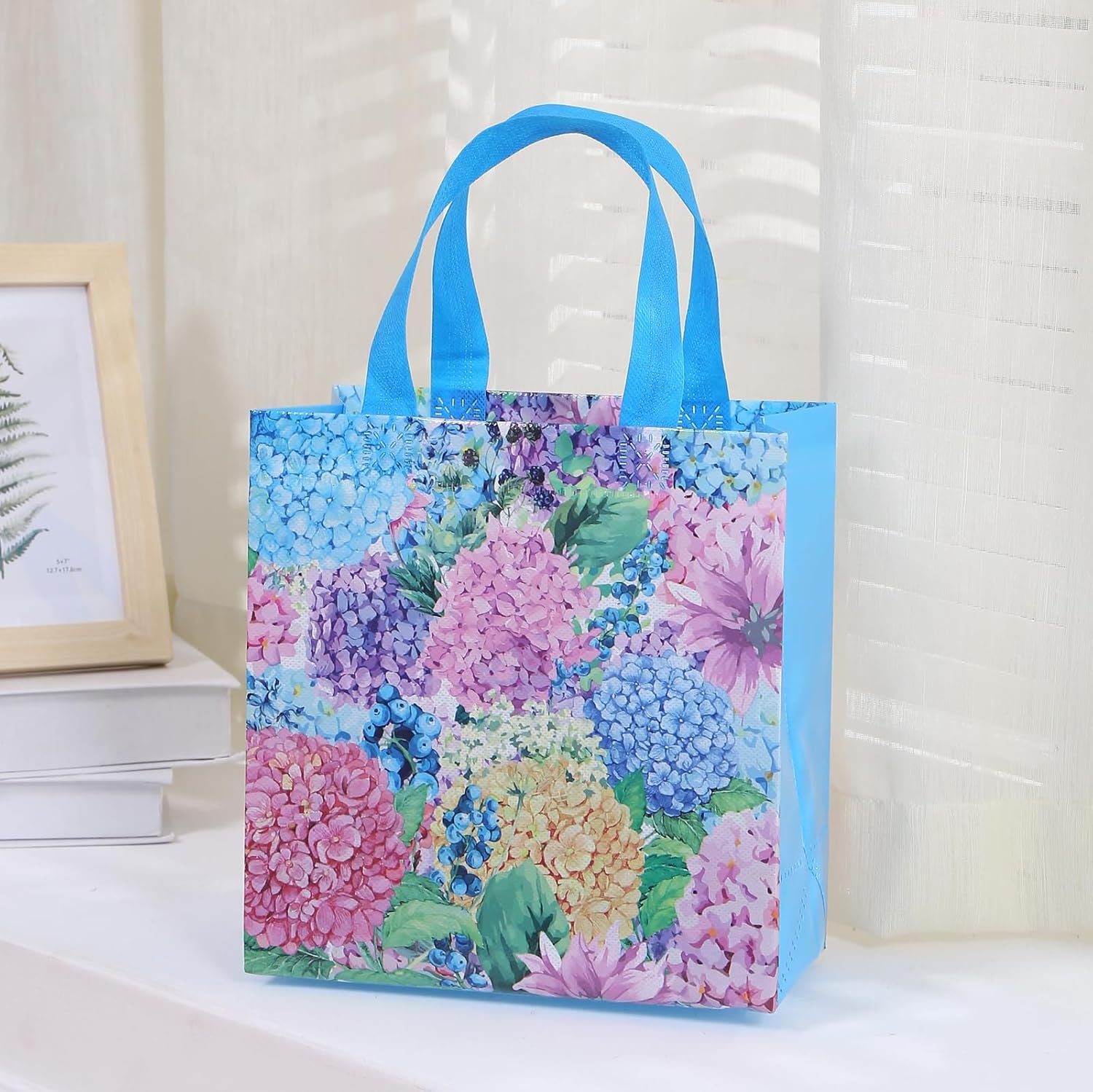 Wholesale 12pcs Flower Pattern Non Woven Reusable Shopping Bags with Handles for Kids Adults Birthday Mothers Day Baby Shower Wedding Thank You Gifts Factory
