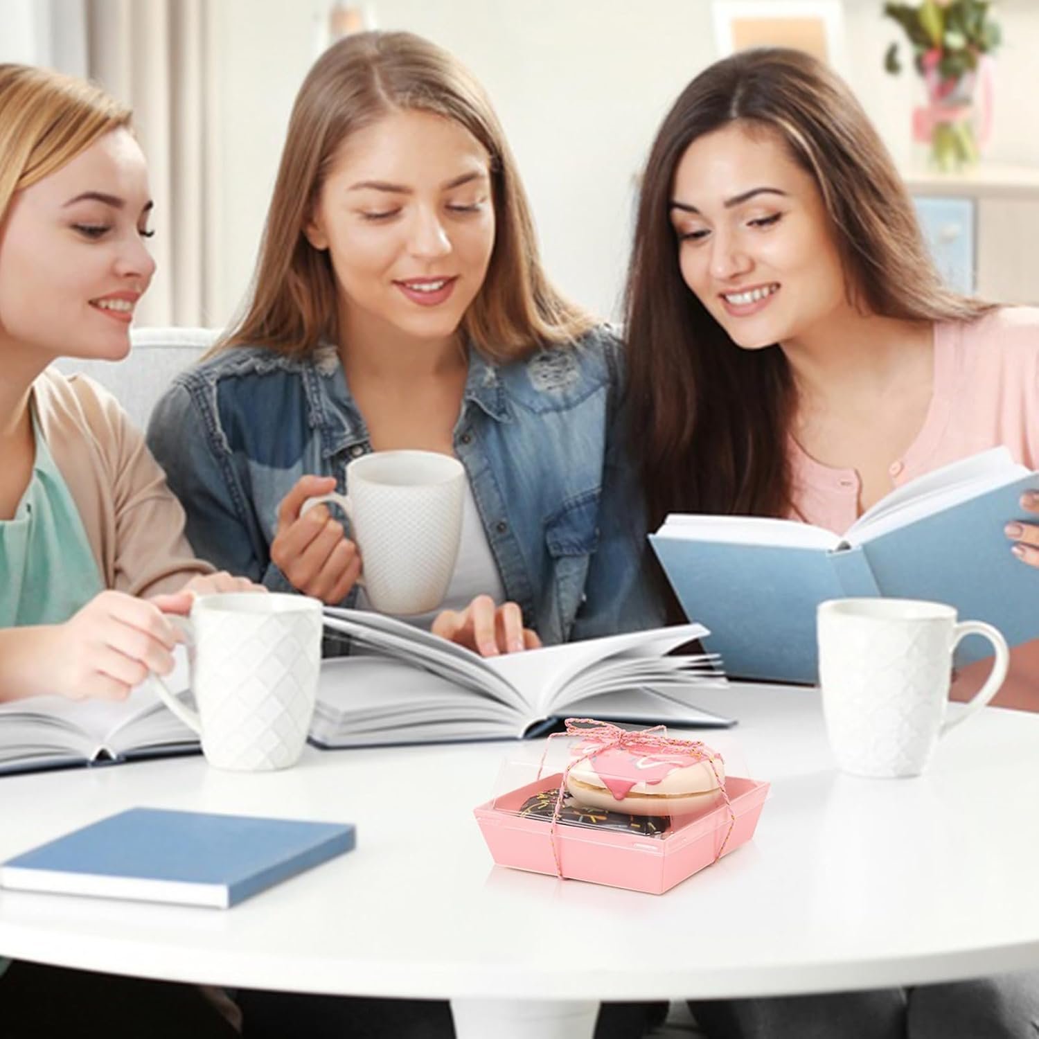 Wholesale 150 Pack Pink Square Charcuterie Boxes with Secure Clear Lids 4.7x4.7x2.6 Inches Disposable Takeout Containers for Cookies Sandwiches Pastries Desserts Factory Wholesale 150 Pack Pink Square Charcuterie Boxes with Secure Clear Lids 4.7x4.7x2.6 Inches Disposable Takeout Containers for Cookies Sandwiches Pastries Desserts Factory