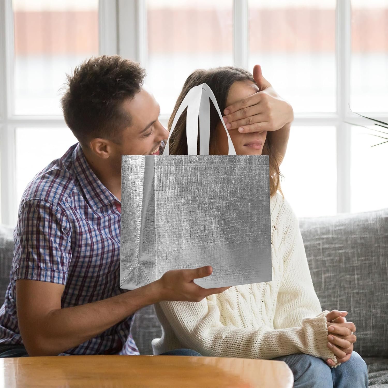 Wholesale 25 Pcs Silver Reusable Gift Bags with Metallic Design Non-Woven Bulk with Handles Glossy for Wrapping Gifts Birthdays Weddings Parties Graduations 12.6x4.7x11 Inches Factory