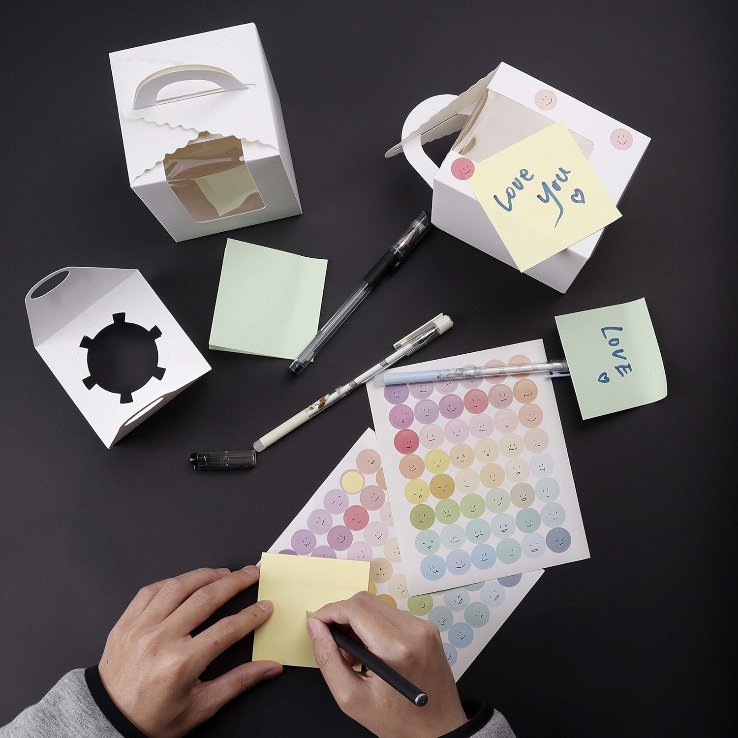 Wholesale 30 Pcs White Individual Cupcake Boxes 1-Hole Design with Clear Window Inserts 2 Sticker Sheets for Wedding Birthday Party Favors Factory