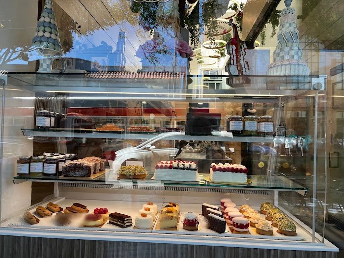 Boho Petite Bakery Review: San Francisco's Sweetest Chestnut Street Surprise