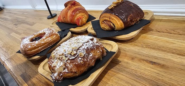 La Parisienne French Bakery Review: Seattle's Premier Destination for Exquisite Pastries