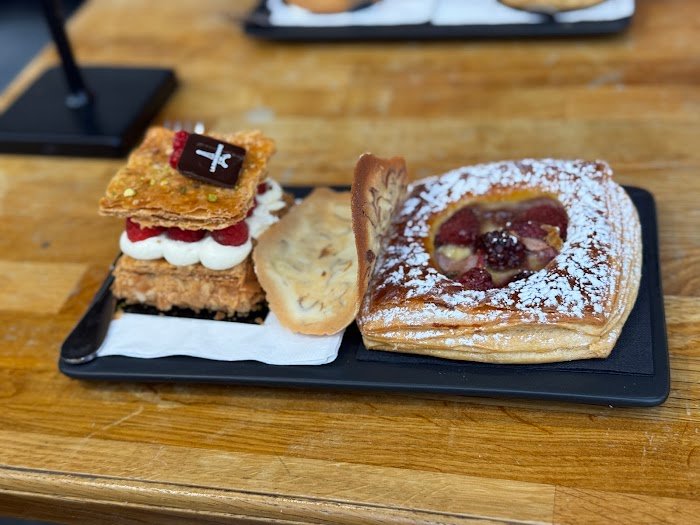 La Parisienne French Bakery Review: Seattle's Premier Destination for Exquisite Pastries