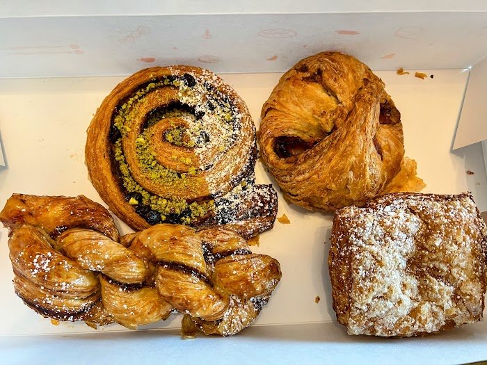 Moonrise Bakery Review: Seattle's Ultimate Pastry Paradise in Queen Anne