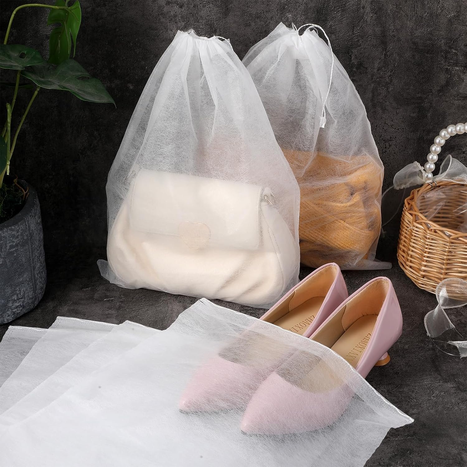 Wholesale 200 Pcs Non-Woven Travel Shoe Dust Bags for Handbags Purses Clear Drawstring Portable Breathable Storage 15 x 12.6 Inch Factory
