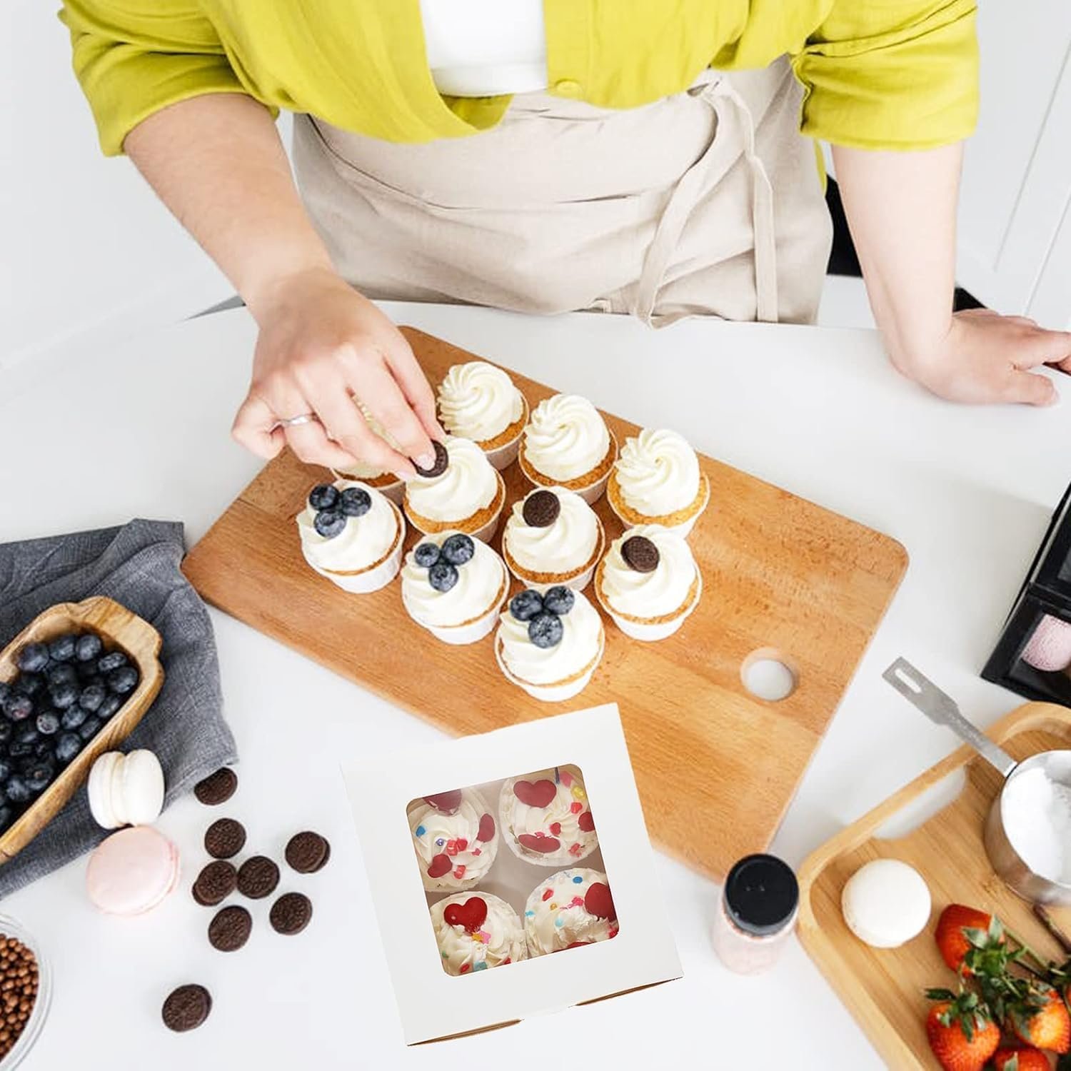 Wholesale 30-Pack Cupcake Boxes Bulk Clear Window Holds 4 Standard Cupcakes Disposable Food Grade White Carrier for Muffins Cookies Pastries Factory