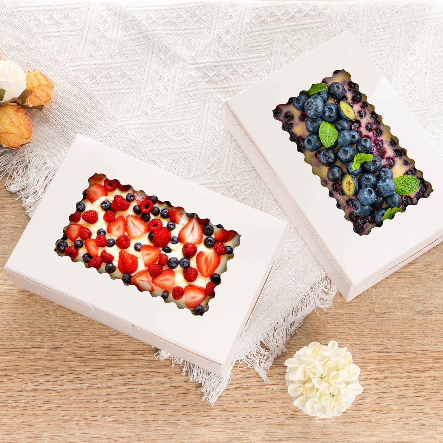 Wholesale 36pcs 9x6x2.5 Inch Large White Bakery Boxes with Window for Cookies Pies Chocolate Strawberries Muffins Donuts Pastry Dessert Christmas Manufacturer