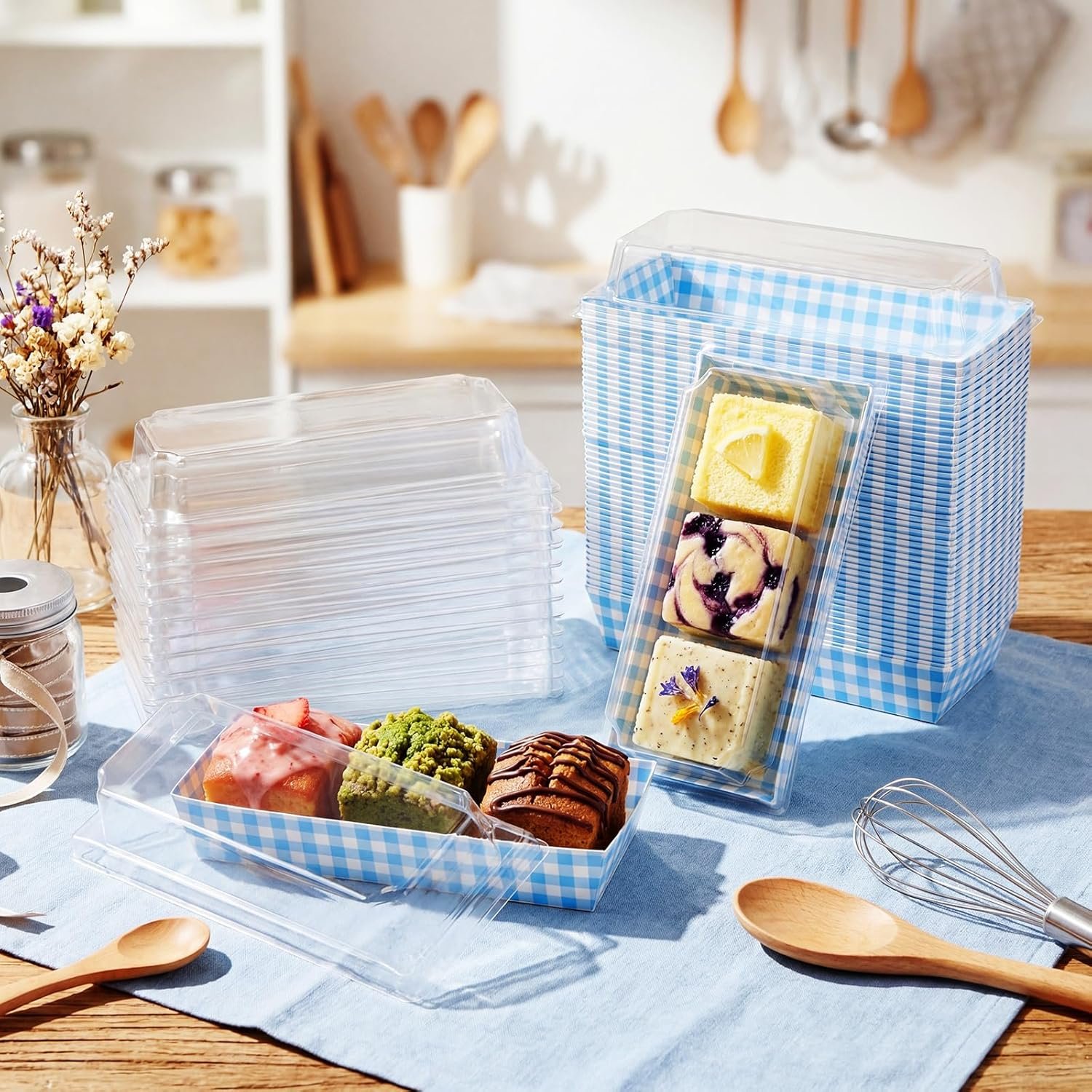 Wholesale 50 Pack Blue Plaid Cookie Snack Boxes with Clear Lids Disposable Dessert Presentation Boxes for Parties Weddings Picnics Events Manufacturer