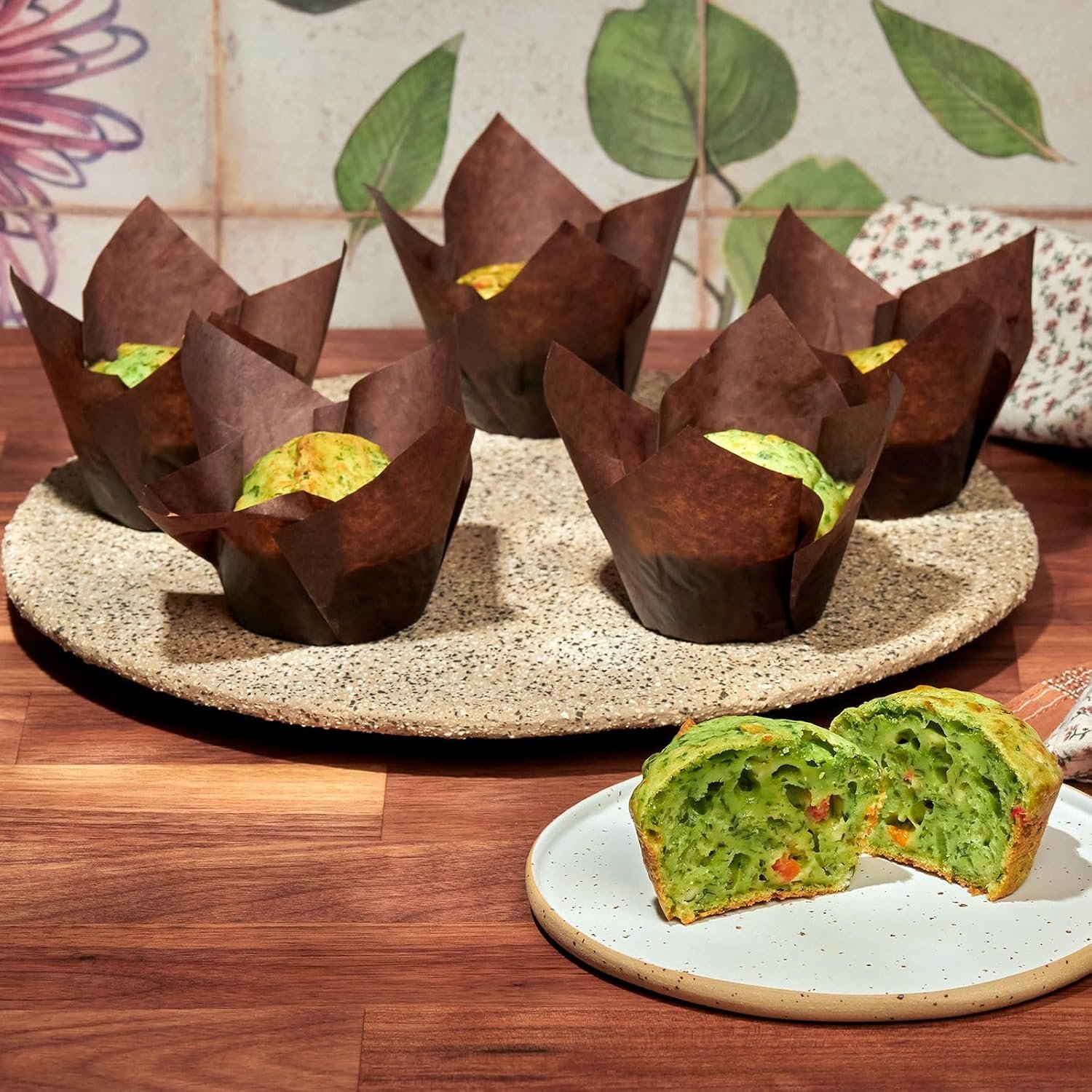 Wholesale 50pcs Tulip Cupcake Liners Greaseproof Baking Cups Paper Cupcake Wrappers for Parties Weddings Birthdays Blue Manufacturer