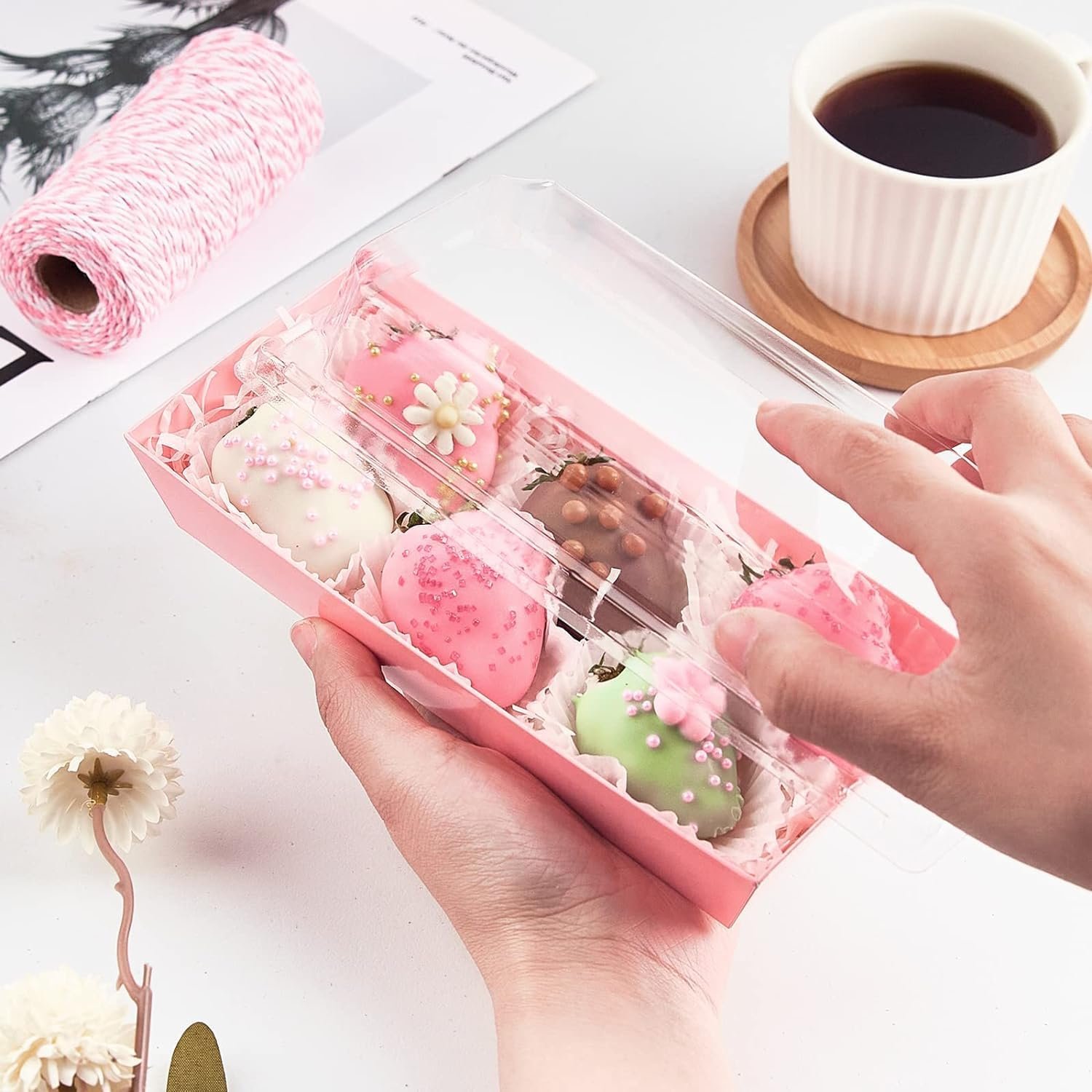 Wholesale 50 Pack 7.5 Inch Pink Paper Charcuterie Boxes with Clear Lids for Desserts Cookies Sandwiches Pastries Strawberries Cupcakes Manufacturer Wholesale 50 Pack 7.5 Inch Pink Paper Charcuterie Boxes with Clear Lids for Desserts Cookies Sandwiches Pastries Strawberries Cupcakes Manufacturer