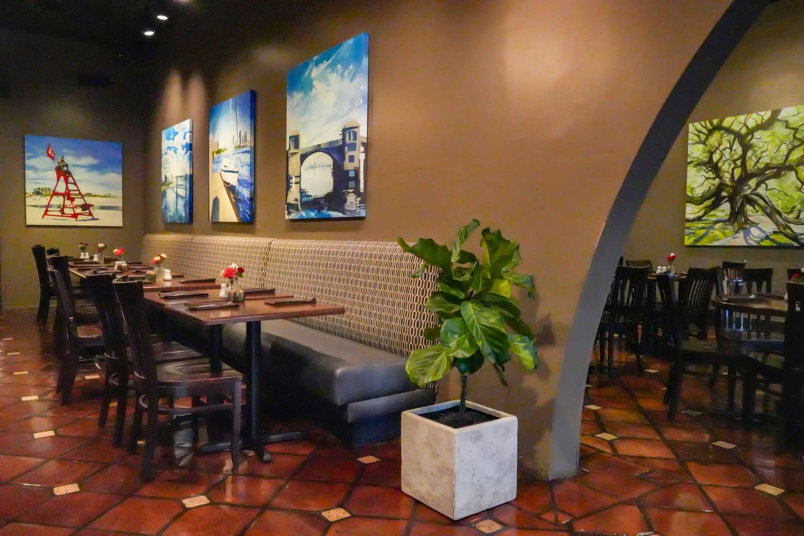 10 Handcrafted Bakery Shops in Jacksonville, Florida For A Slice Of Local Heaven